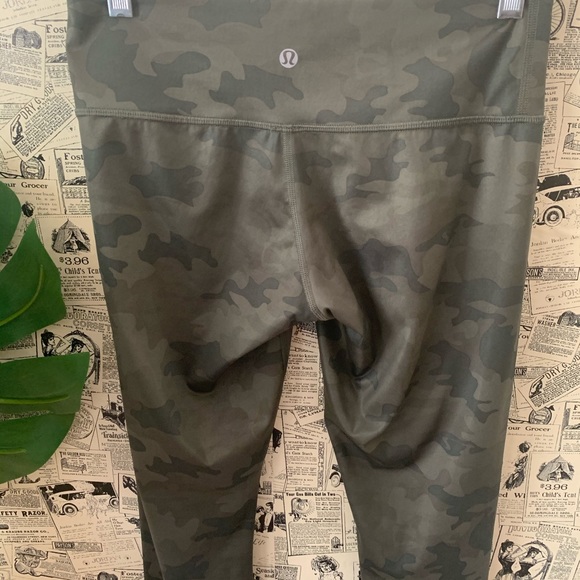 Lululemon Wunder under pant camo savasana green 6 - Picture 8 of 9